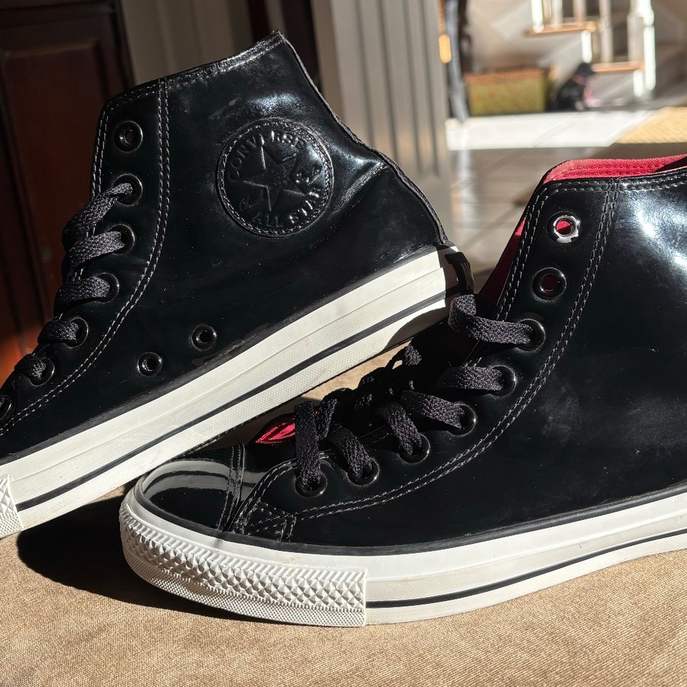 Black High Top Patent Leather Converse Very Little Wear Men's 8.5 Women's 10.5